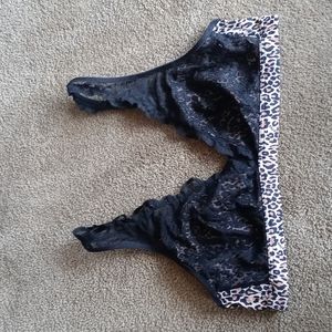 Medium Victoria's Secret PINK Leopard Bralette